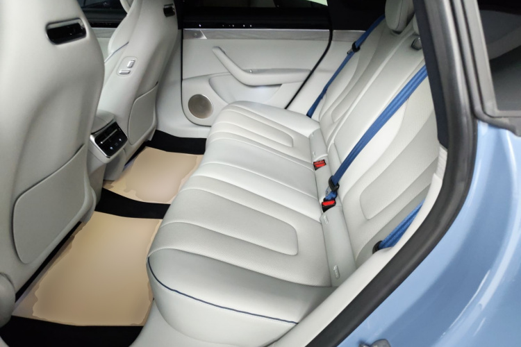 鸿蒙智行 智界S7 2025款 705km Pro中控内饰21