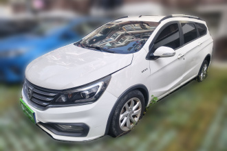 宝骏310W 2017款 1.5L 手动时尚型 国VI