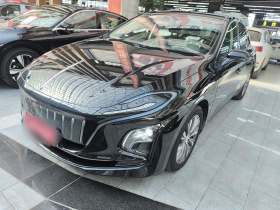 红旗E-QM5 2022款 431km 充电乐享版