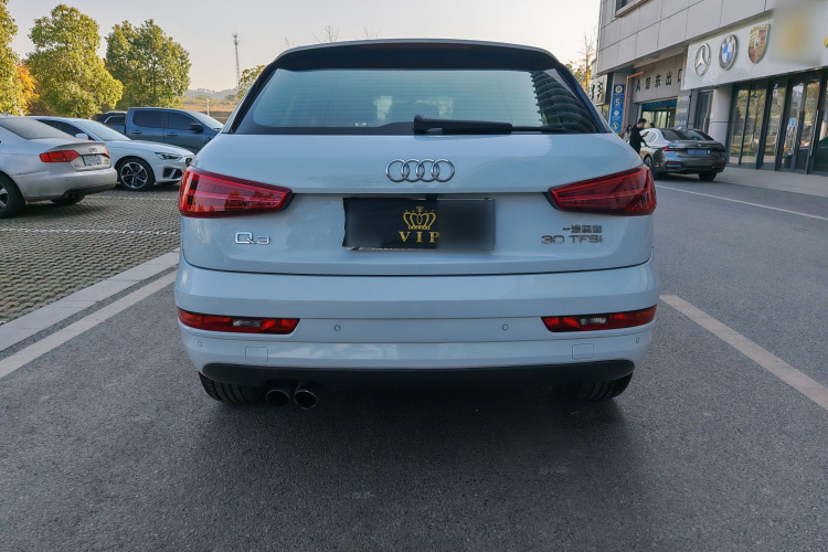 奥迪Q3 2017款 30 TFSI 时尚型局部细节23