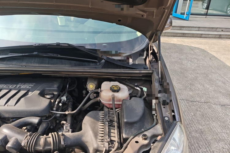 别克GL8 2014款 2.4L 行政版局部细节9007