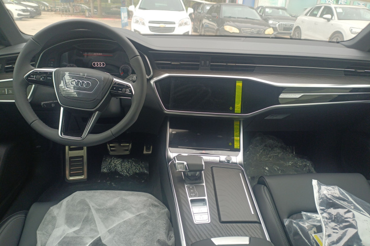 奥迪A6L 2025款 45 TFSI quattro 臻选动感型中控内饰7003
