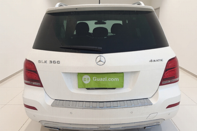 奔驰GLK级 2013款 GLK 300 4MATIC 动感天窗型车身外观6