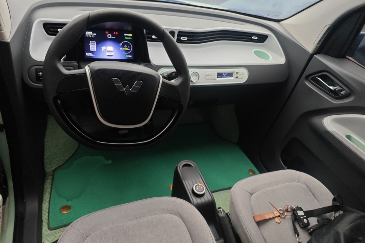 五菱汽车 宏光MINIEV 2021款 马卡龙夹心款 120km 三元锂中控内饰12