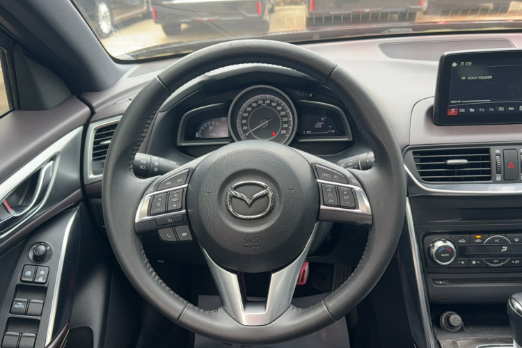 马自达CX-4 2016款 2.0L 自动两驱蓝天品位版局部细节13