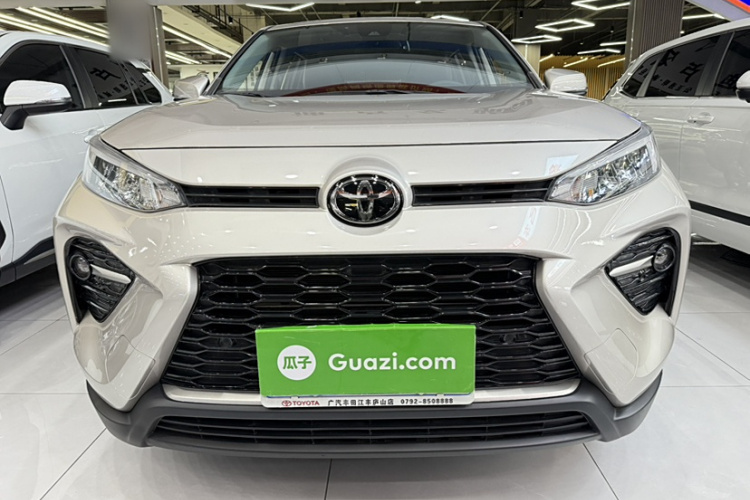 丰田 威兰达 2022款 2.0L CVT两驱豪华版车身外观6005