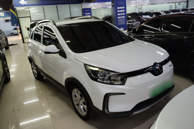 北汽新能源EC5 2019款 新尚版车身外观6002