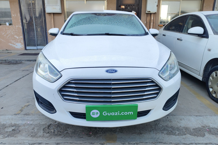 福特 福睿斯 2019款 改款 1.5L 自动质享型（胎压监测） 国VI车身外观2