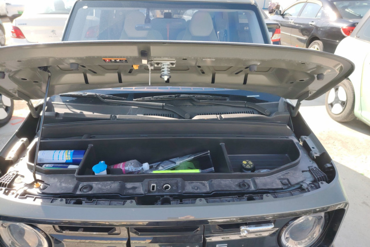 吉利银河 2025款 210km 熊猫骑士机舱底盘24