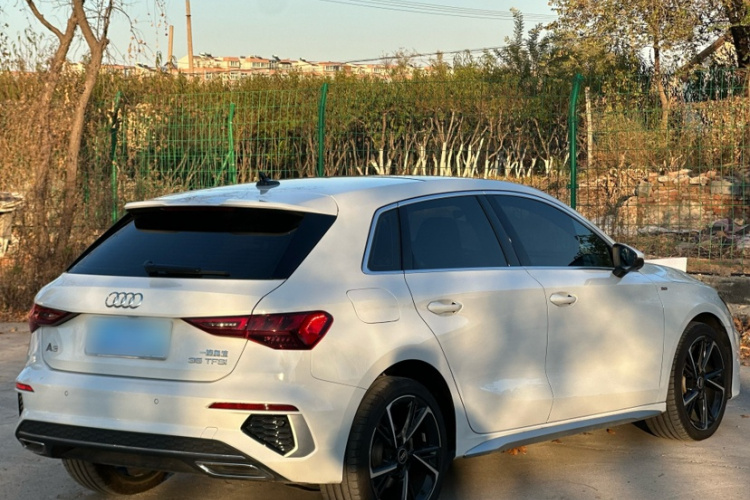 奥迪A3 2023款 改款 Sportback 35 TFSI 时尚运动型车身外观6005