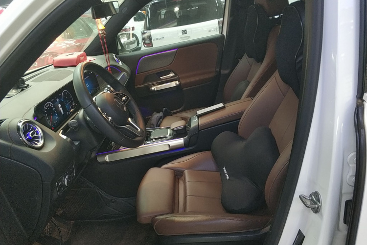 奔驰GLB 2021款 GLB 200 动感型局部细节19