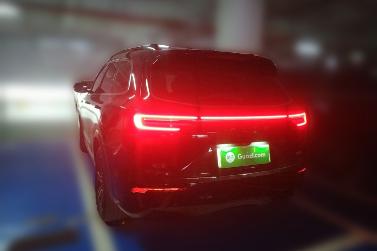 鸿蒙智行 问界M7 2024款 1.5T 后驱Plus版 5座车身外观6003