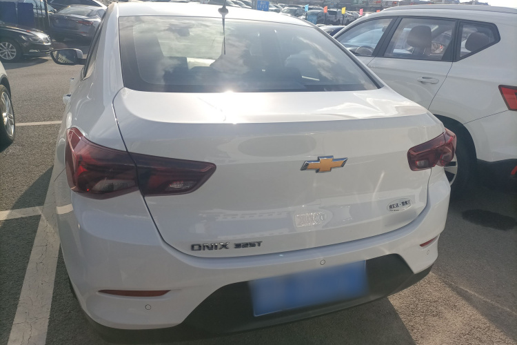 雪佛兰 科沃兹 2021款 325T 自动欣悦版车身外观6004