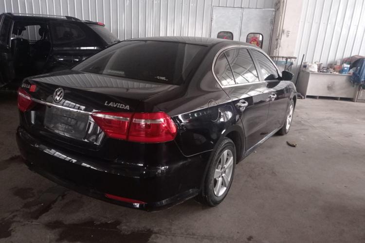 大众 朗逸 2013款 改款经典 1.6L 自动风尚版车身外观6005