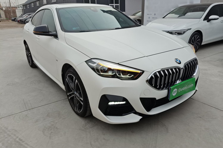 宝马2系(进口) 2021款 225i 四门轿跑车 M运动套装车身外观3