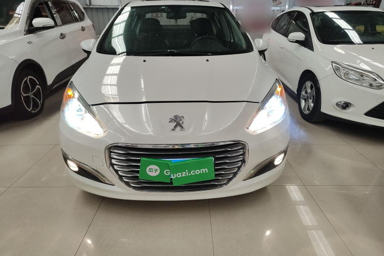 标致308 2014款 乐享版 经典 1.6L 自动优尚型车身外观2