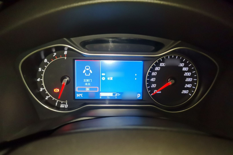 福特 致胜 2013款 2.3L 豪华型局部细节14