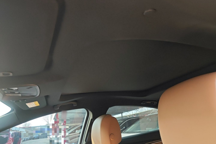 别克 君越 2018款 28T 精英型中控内饰22