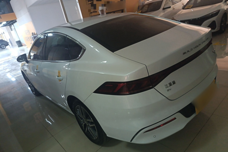 比亚迪 秦PLUS 2021款 EV 400KM 豪华型车身外观6003