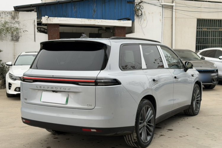 零跑汽车 零跑C16 2026款 纯电 630激光雷达智尊版 5座车身外观6002