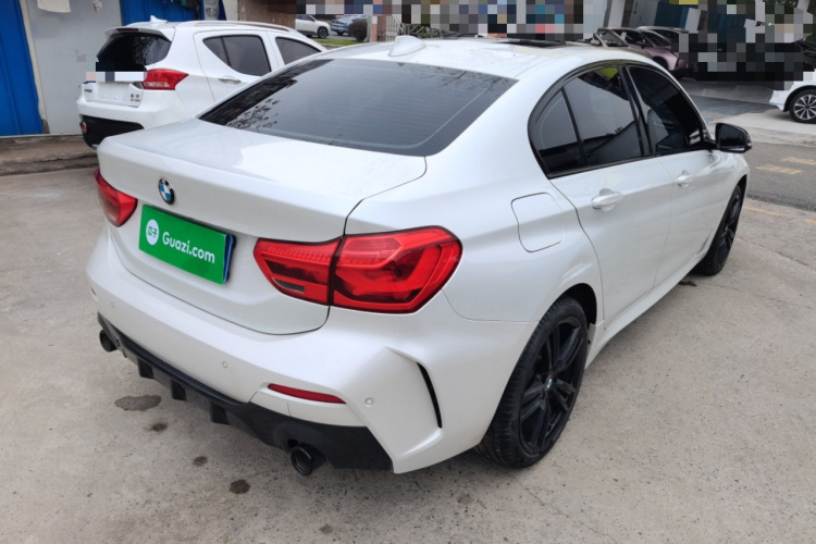 宝马1系 2021款 改款 125i M运动曜夜版车身外观7