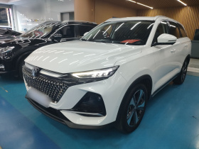 长安X7 PLUS 2024款 1.5T 自动尊耀型 7座