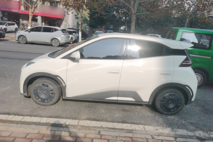 比亚迪 海鸥 2025款 305km 活力版车身外观4