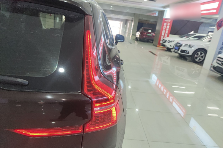 沃尔沃XC60 2019款 T5 四驱智逸版 国VI车身外观6006