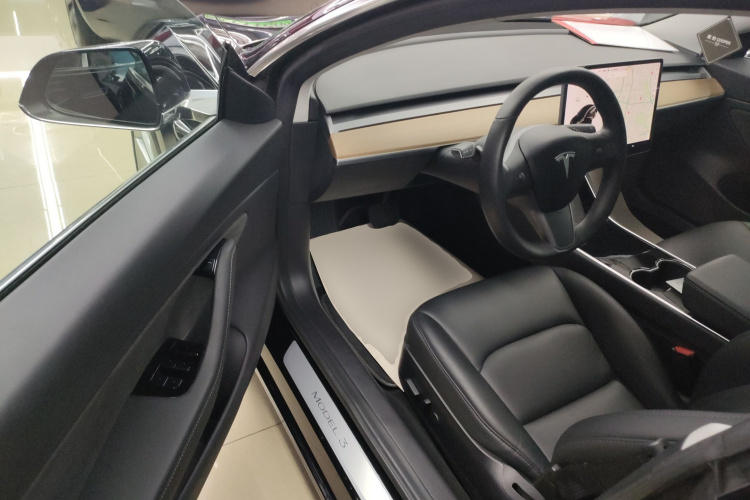 特斯拉 Model 3(进口) 2019款 长续航全轮驱动版中控内饰20
