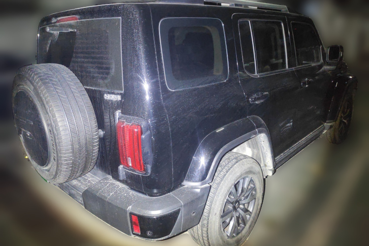 坦克300 2024款 2.0T 穿越者车身外观7