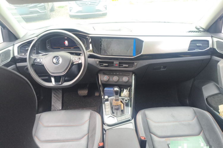 大众 探岳 2021款 330TSI 两驱30周年纪念版中控内饰12