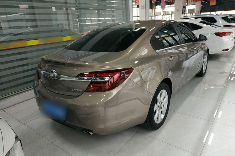 别克 君威 2015款 2.0L 领先时尚型车身外观7