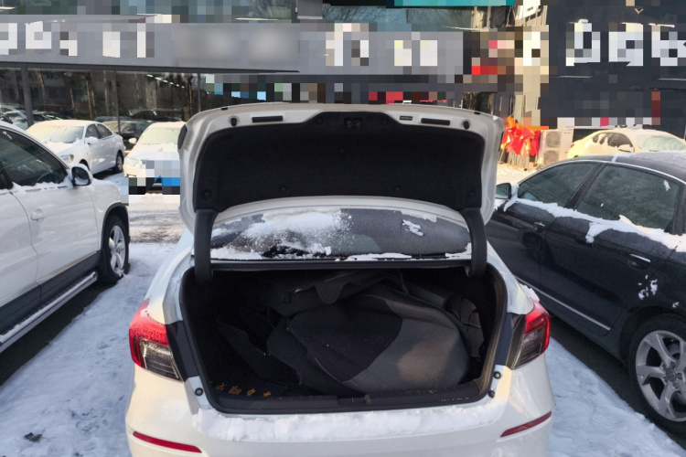 本田 思域 2023款 240TURBO CVT劲势版机舱底盘23