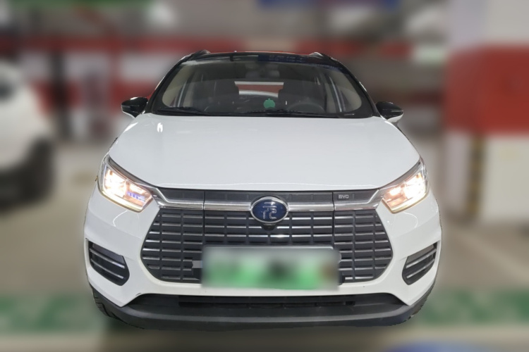 比亚迪 元新能源 2018款 EV360 智联创酷型车身外观6001