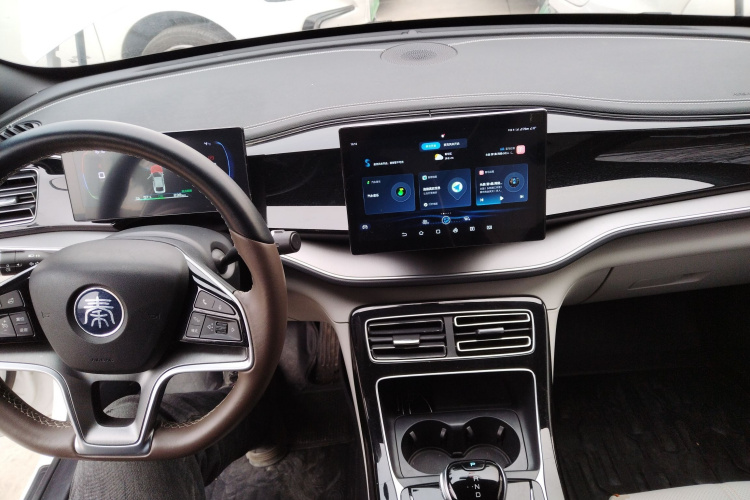 比亚迪 秦PLUS 2023款 冠军版 EV 420KM超越型中控内饰12
