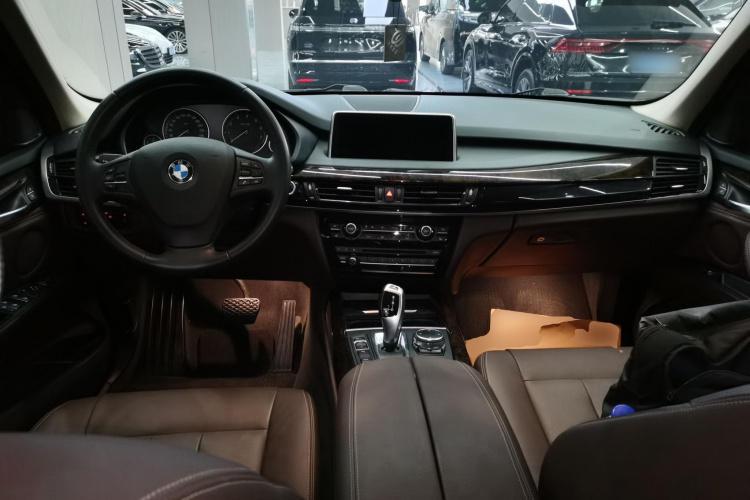 宝马X5(进口) 2015款 xDrive28i中控内饰12