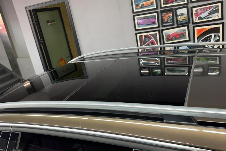 奔驰C级(进口) 2011款 C 200 时尚旅行版中控内饰7004