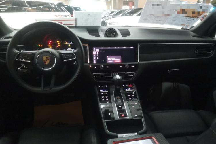 保时捷 2022款 Macan 2.0T中控内饰12