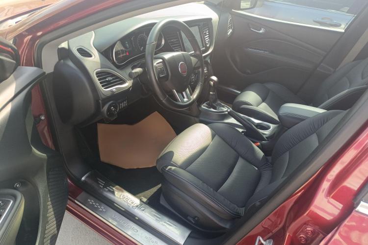 菲亚特 菲翔 2012款 1.4T 自动劲享版中控内饰7002