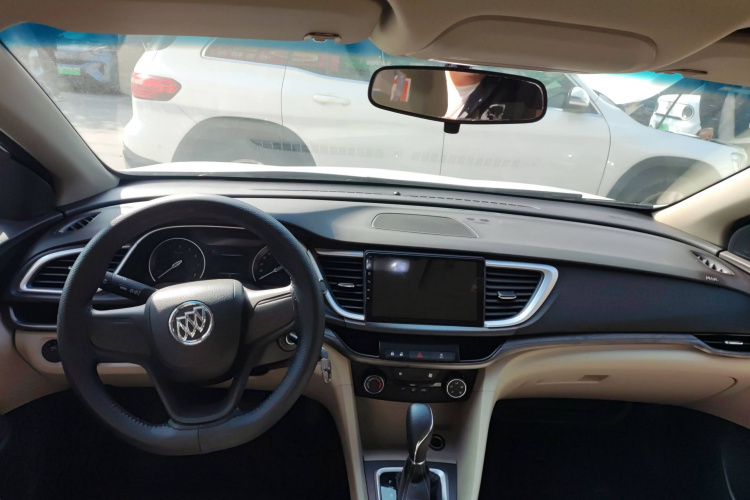 别克 英朗 2021款 典范 1.5L 自动进取型中控内饰7003