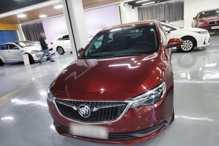 别克 英朗 2021款 改款 1.3T 自动轻混动精英型车身外观2