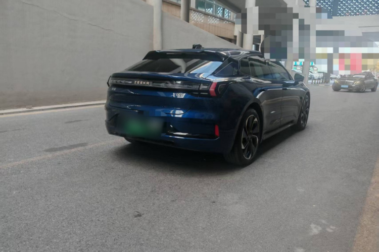 极氪001 2023款 ME版 100kWh车身外观6005