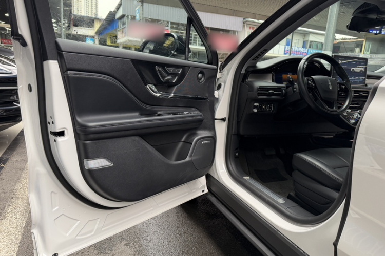 林肯 冒险家新能源 2021款 PHEV 四驱e雅版中控内饰7015