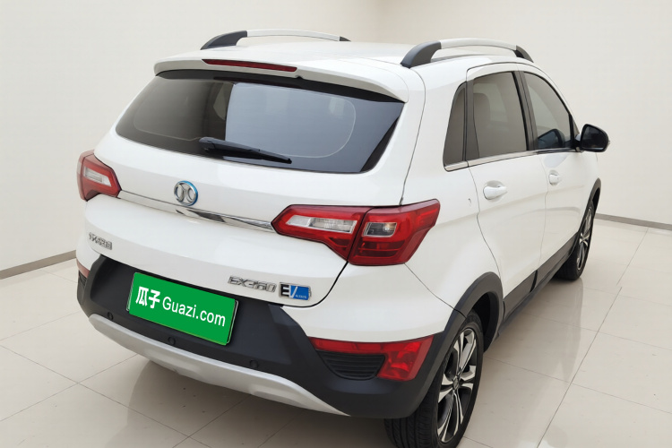 北汽新能源EX 2018款 EX360 新尚版车身外观7