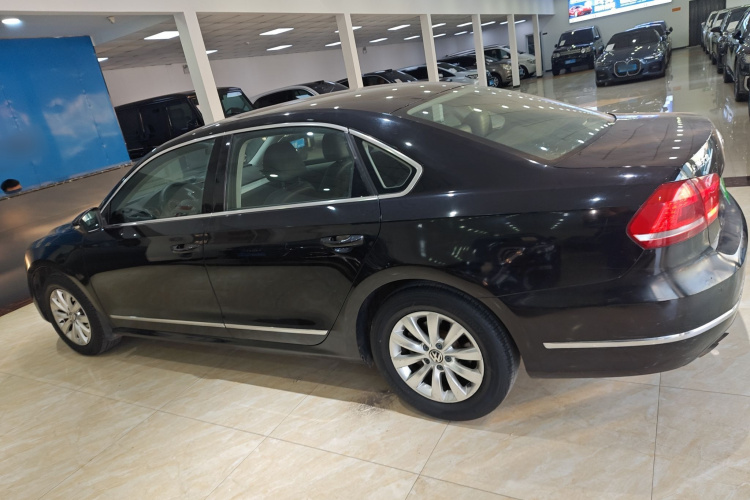 大众 帕萨特 2015款 1.4TSI DSG尊荣版车身外观4