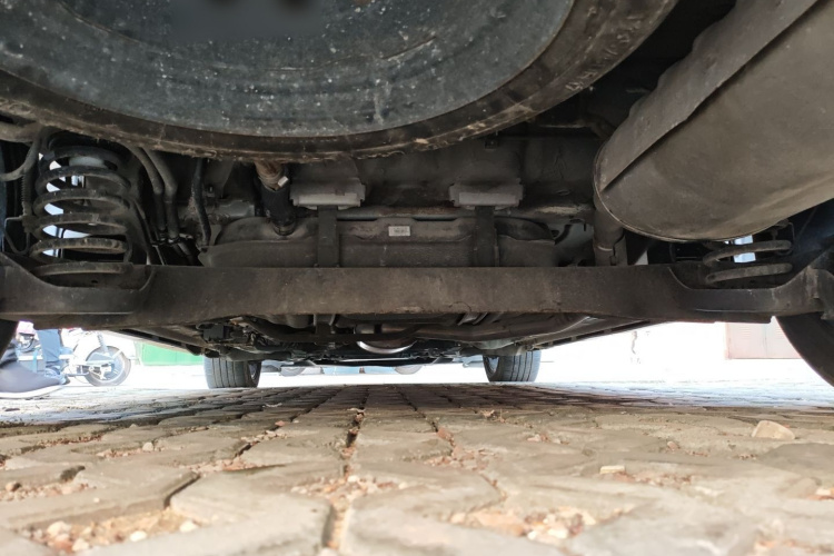 比亚迪 宋MAX 2017款 1.5T 自动智联尊贵型 7座局部细节9009