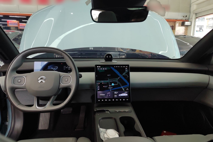 蔚来ET5 2022款 75kWh中控内饰12