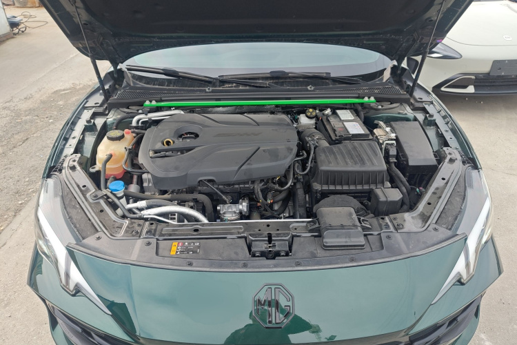名爵 MG7 2025款 2.0T Trophy+ 超级智驾版机舱底盘24
