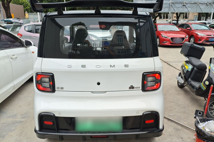 吉利银河 2025款 210km 熊猫卡丁车身外观6004