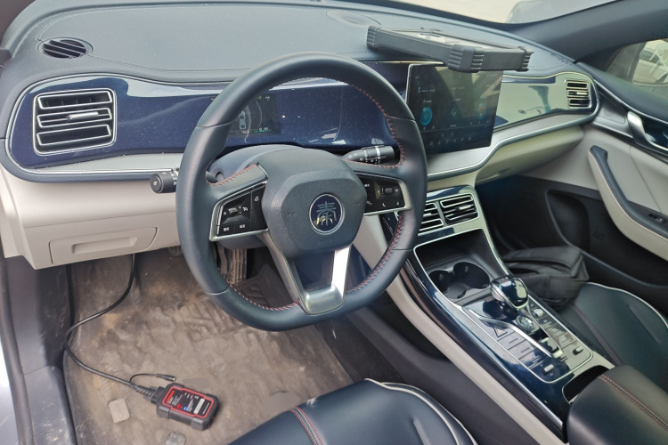 比亚迪 秦PLUS 2021款 DM-i 55KM 旗舰型中控内饰7002